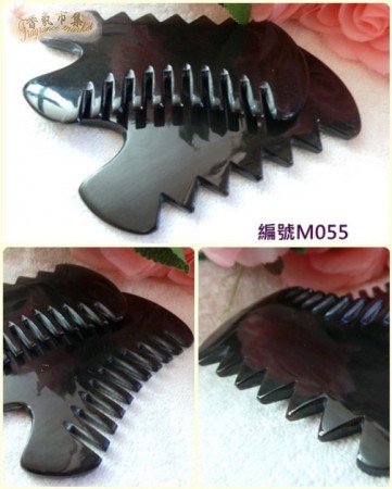 《香氛市集》 M055牛角雙面梳子型刮痧按摩工具*1支